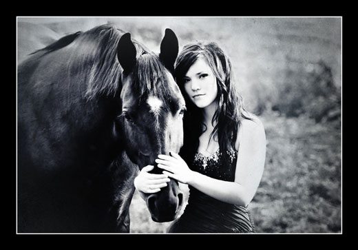 B&W-Emma-&-Horse
